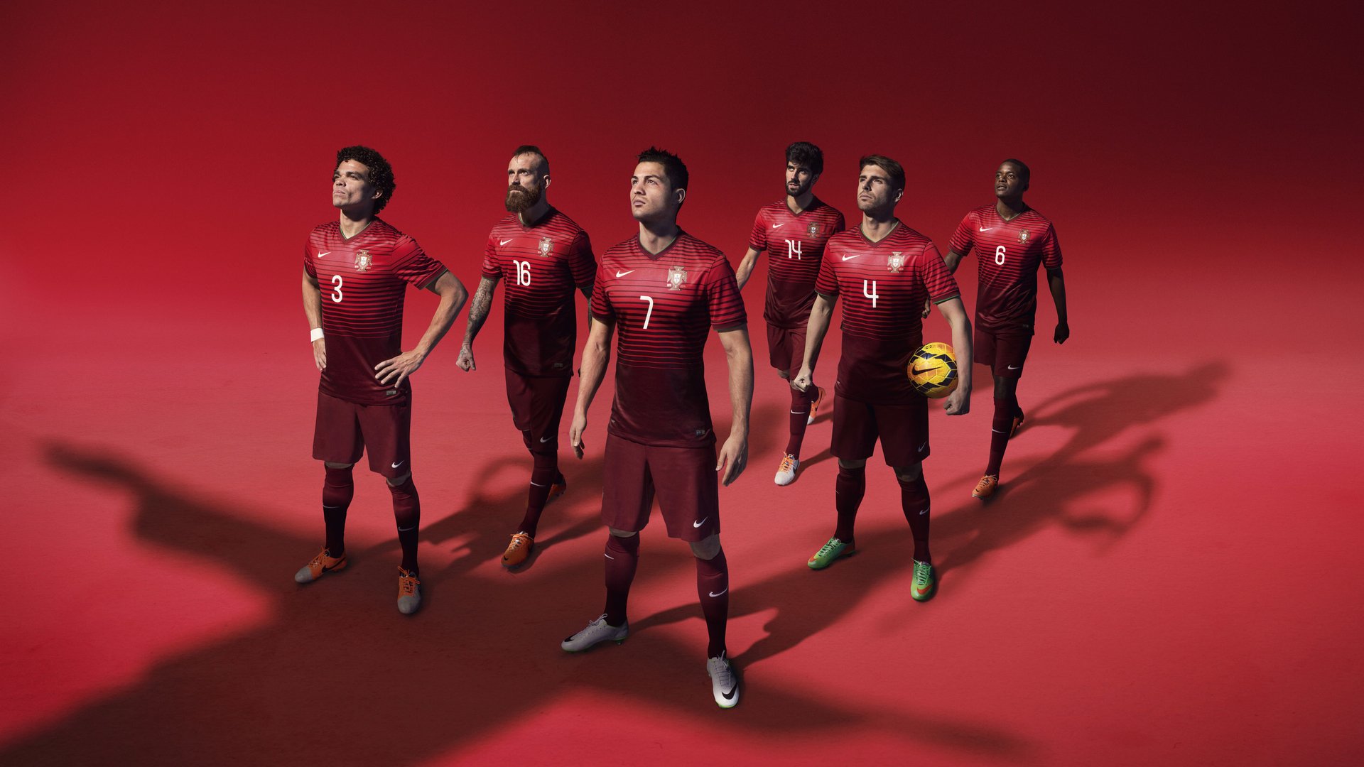 中国男篮保持专注力 精准执行赛前部署，聊聊中国男篮